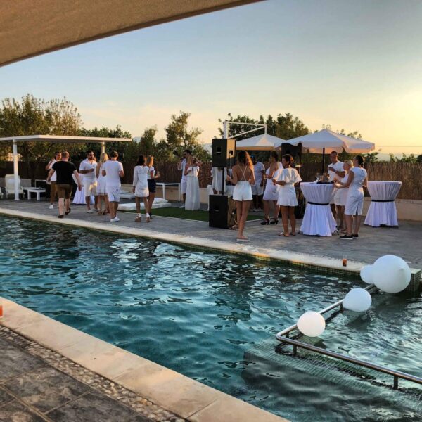 alquiler de material audiovisual para eventos en ibiza
