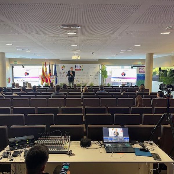 alquiler de material audiovisual para eventos en ibiza